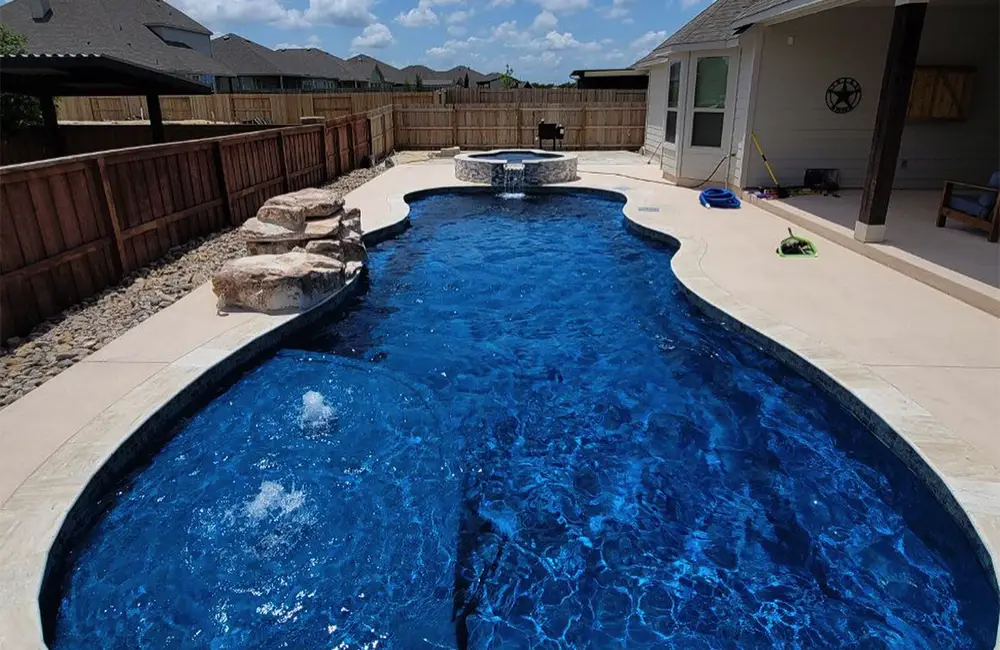 fiberglass pool installers near me